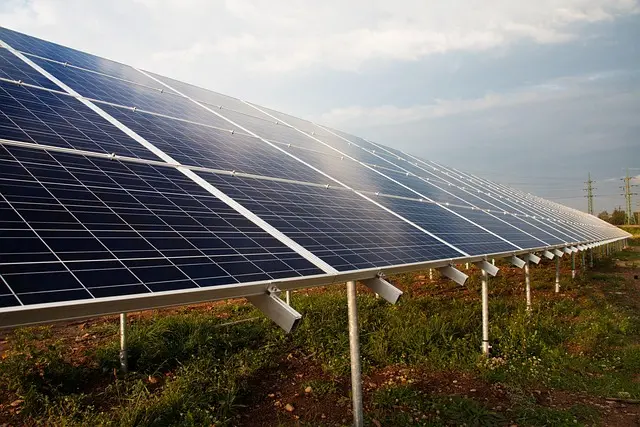 Fontes de Energia e Sustentabilidade: Compreendendo suas Particularidades